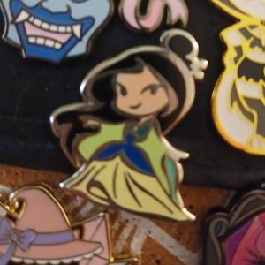 Disney Mulan Enamel Pin